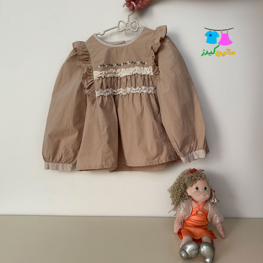 پیراهن چین دار گلدوزی دخترانه- رنگ سال- لباس عید دخترانه- شیکترین لباس دخترانه- استایل خاص دخترانه- لباس گلدوزی دخترانه